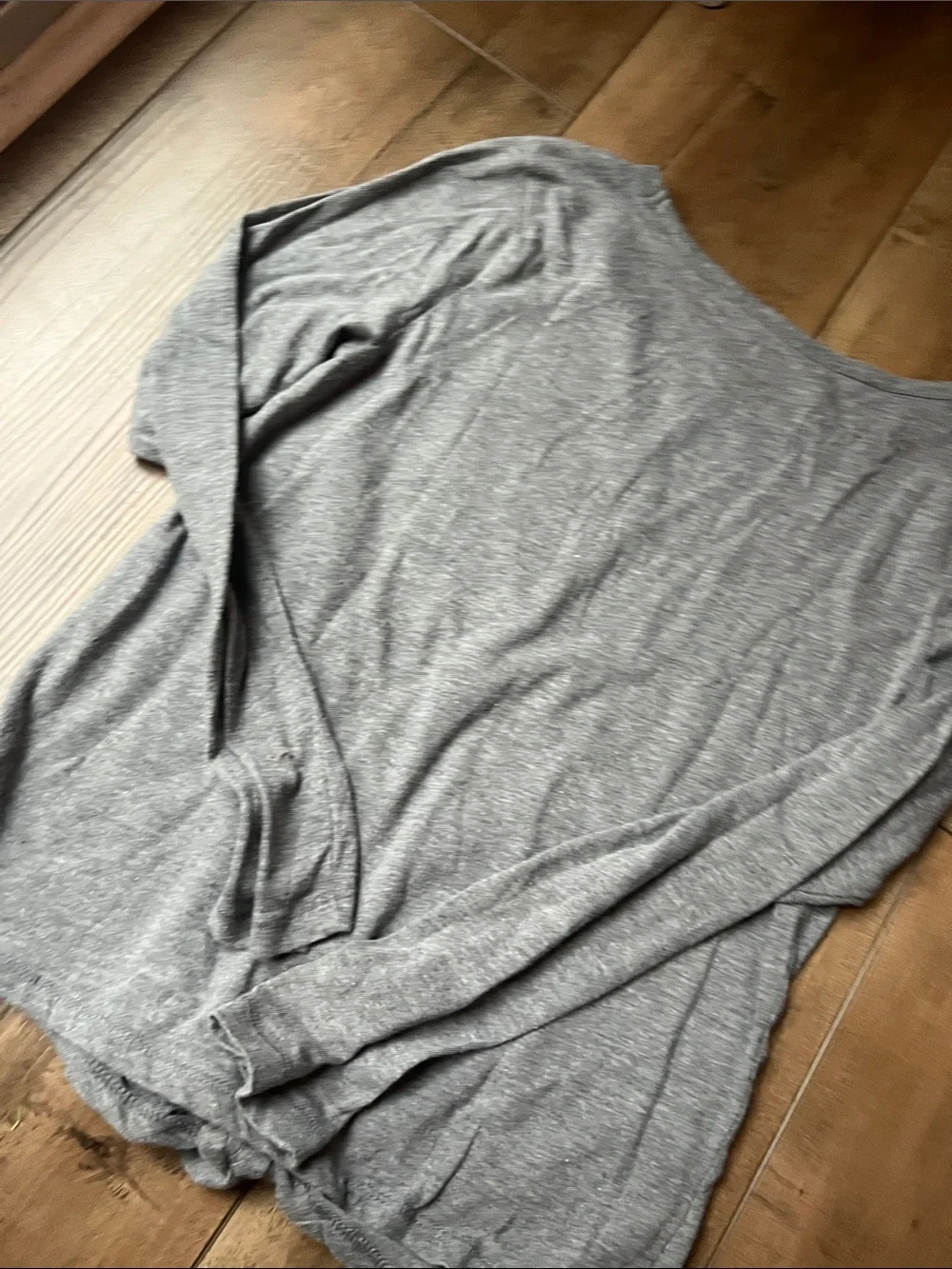 Old Navy Gray Long Sleeve Tee with Sequin Holiday Gift Pocket